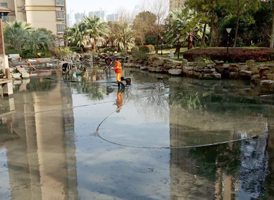 江永景观池淤泥清理